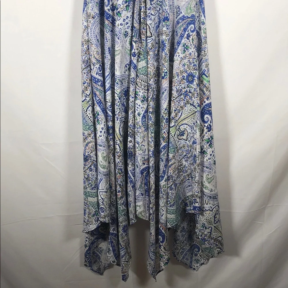 Alya‎ Paisley Babydoll Asymmetrical Hem Maxi Dress in Blue and Green